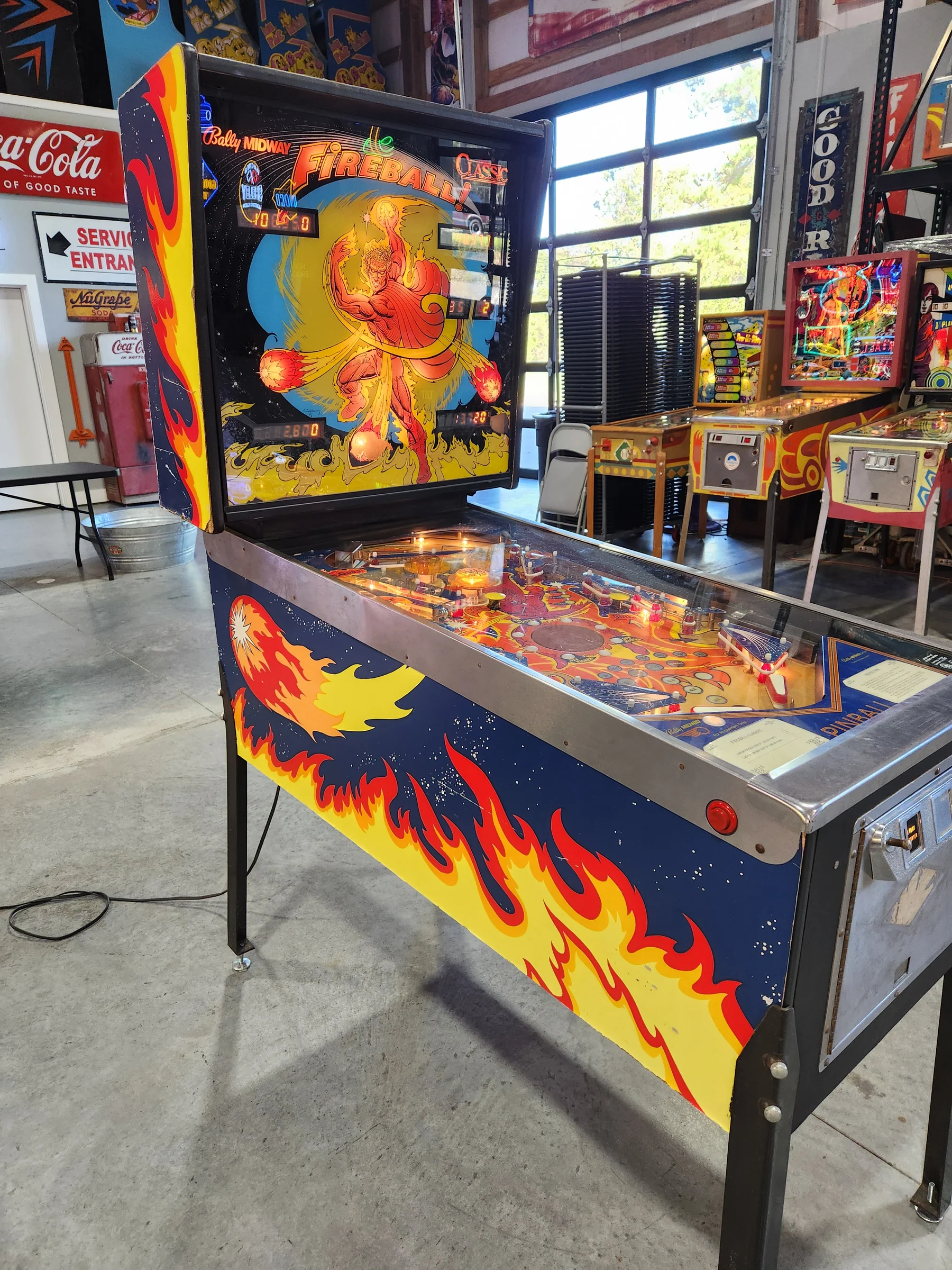 FIREBALL CLASSIC-1985 Bally Pinball Machine