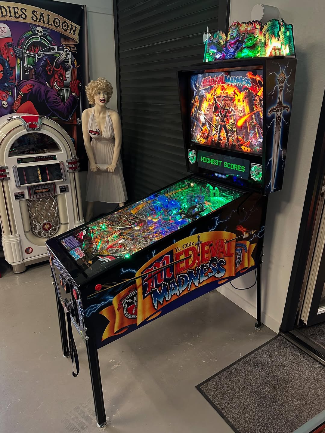 GC Medieval Madness Royal Edition - Image 9