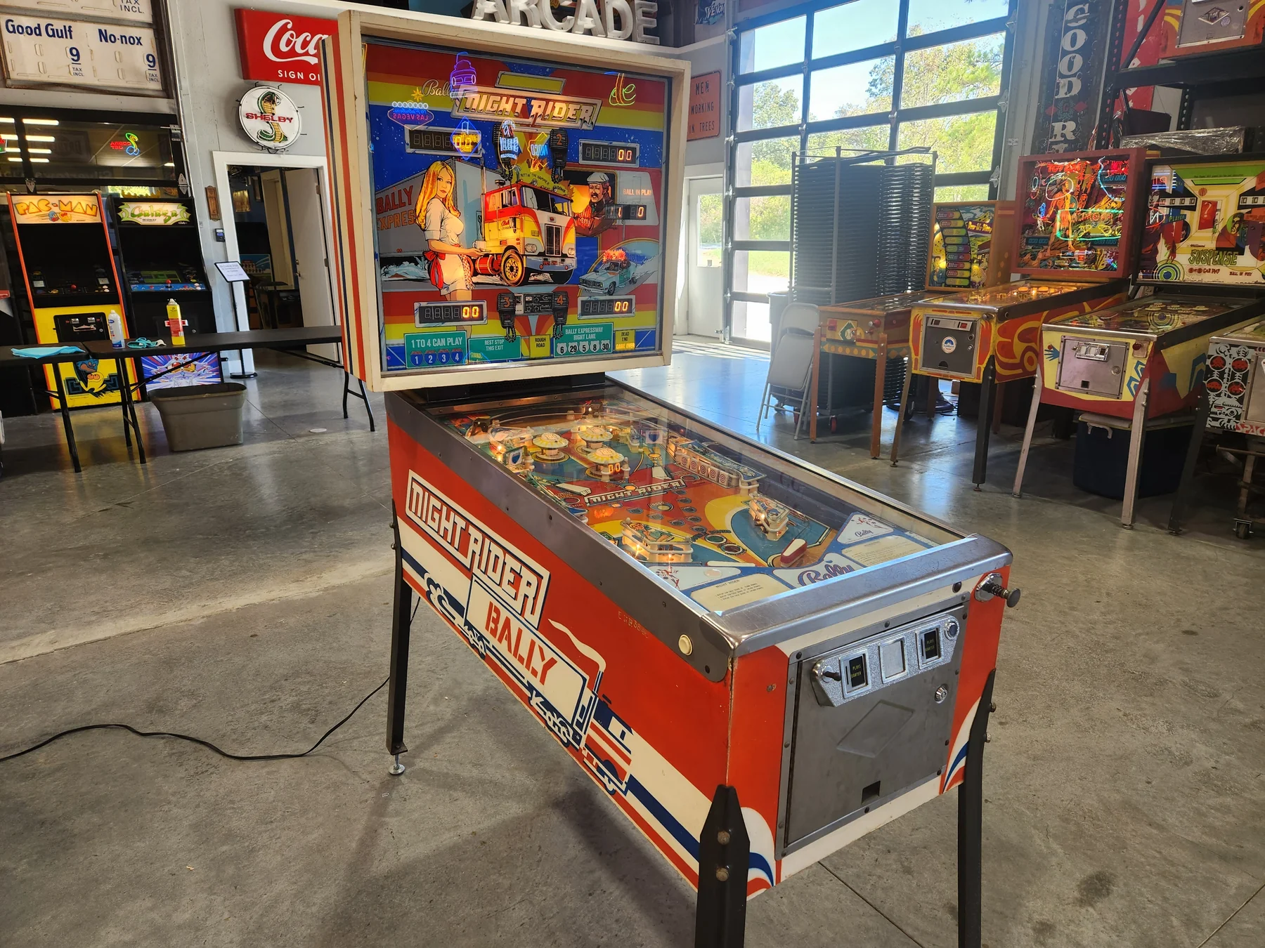 NIGHT RIDER-1977 Bally Pinball Machine