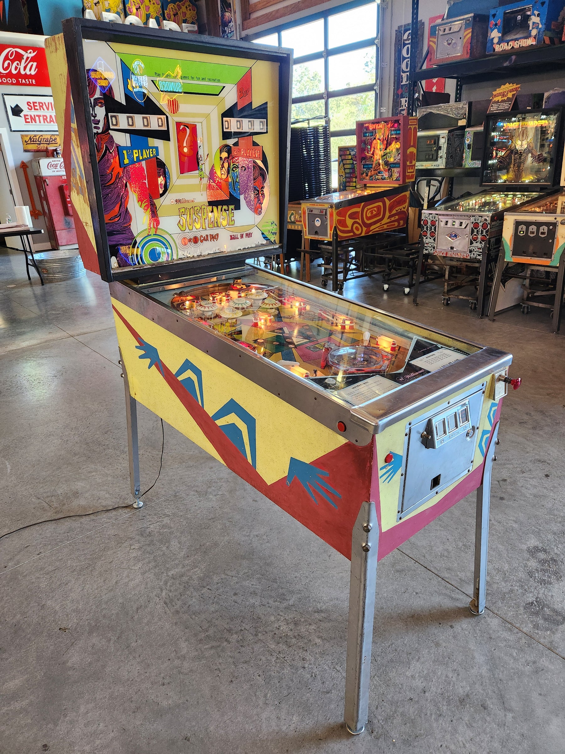 SUSPENSE-1969 Williams Pinball Machine