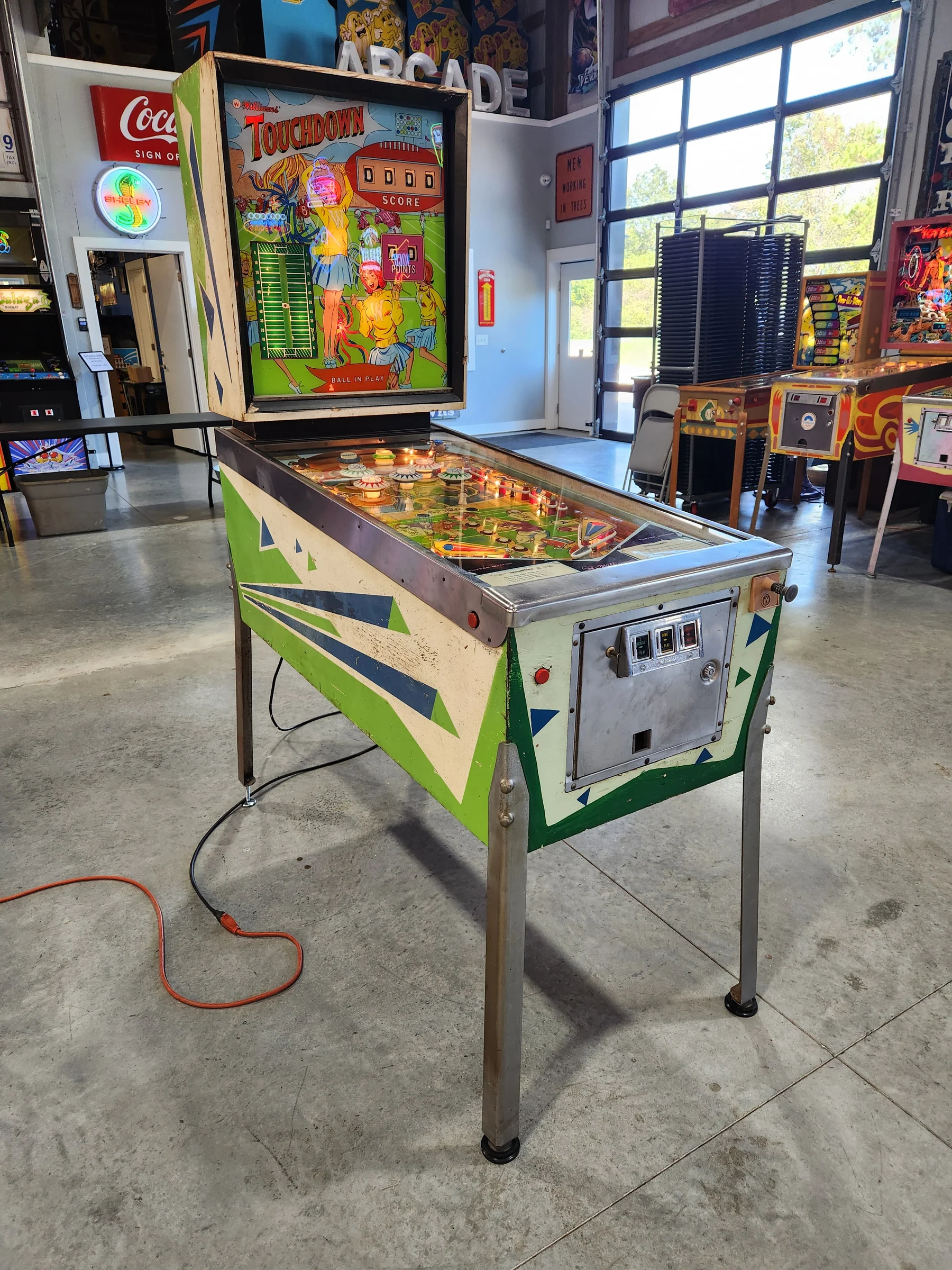 TOUCHDOWN-1967 Williams EM Pinball Machine