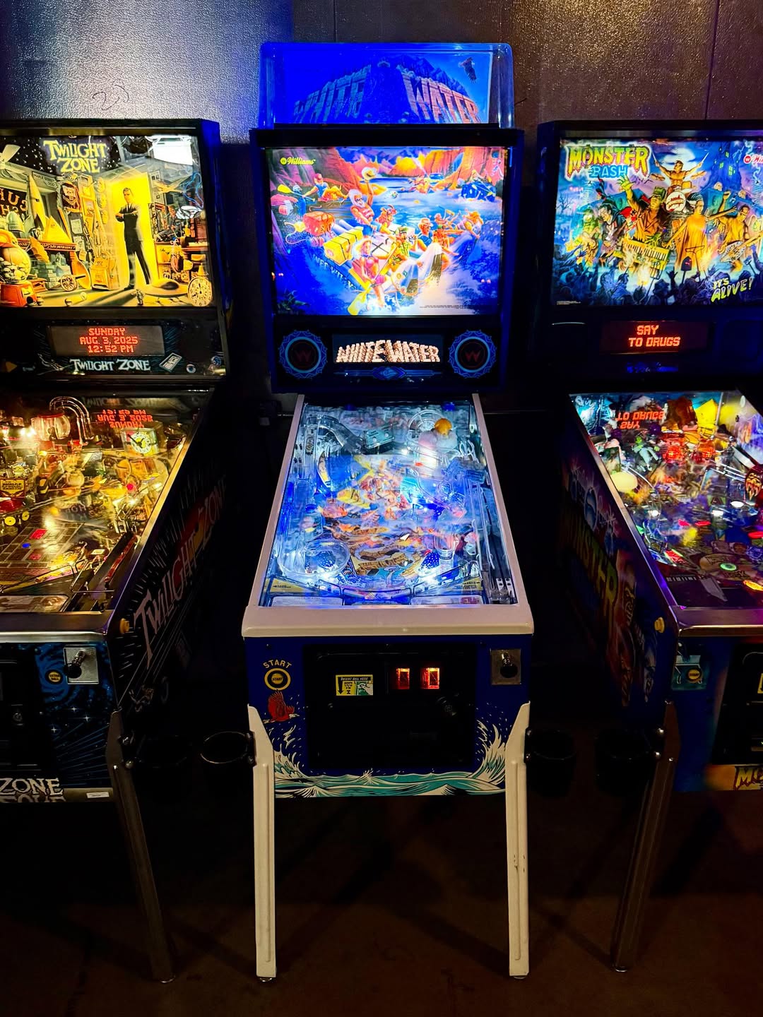White Water Pinball Machine - Image 9