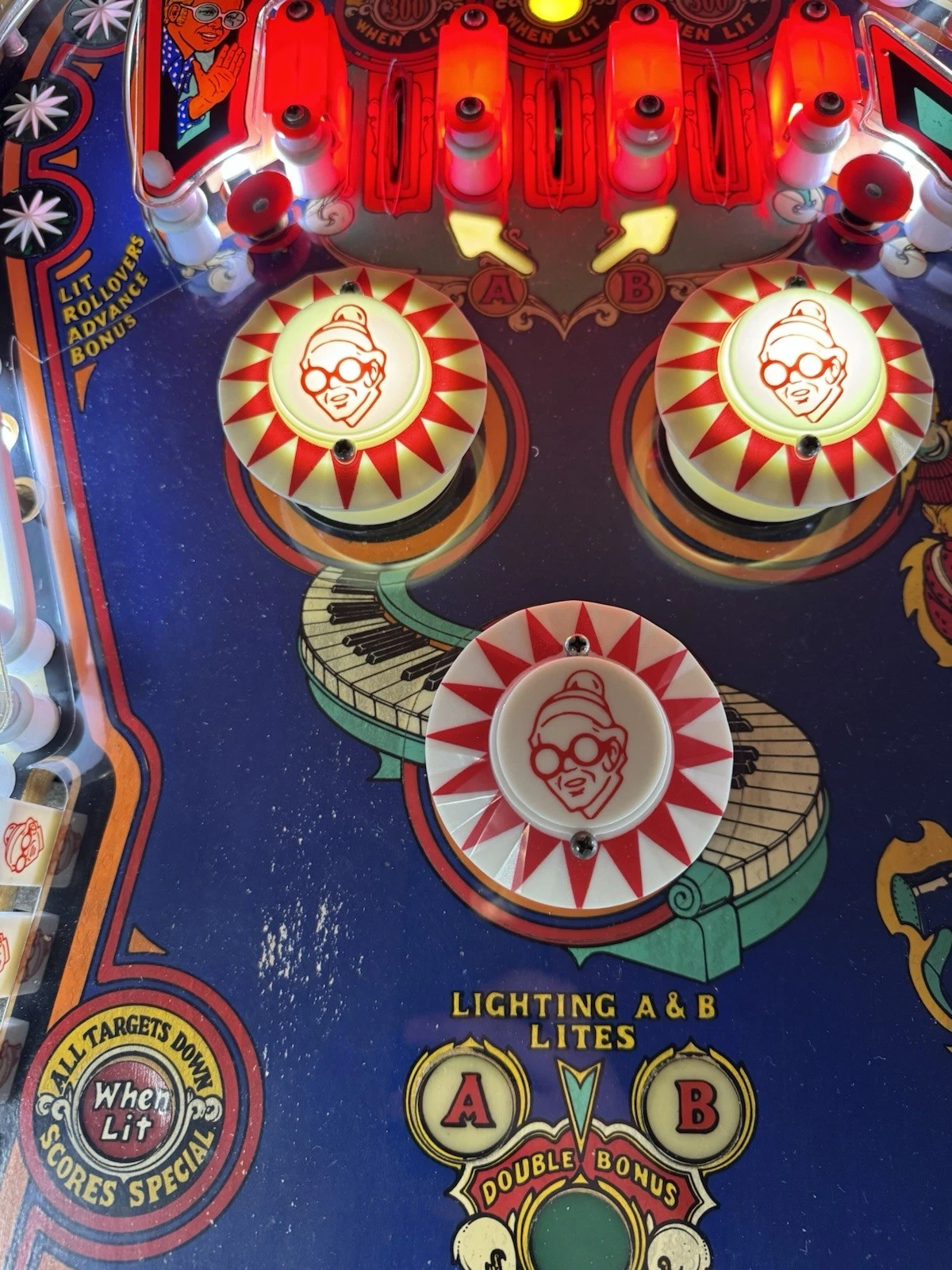 1976 Captain Fantastic pinball machine - Image 9