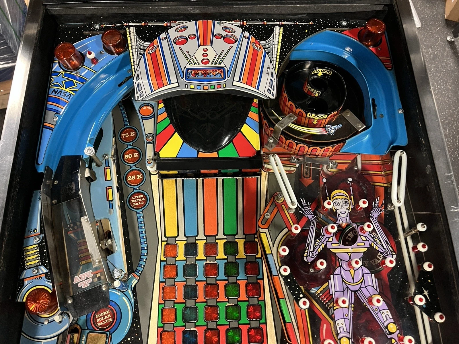 Pinbot Pinball Machine - Image 6