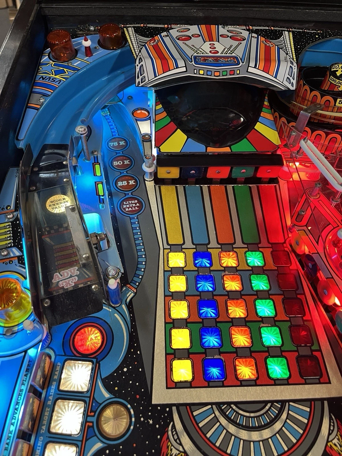 Pinbot Pinball Machine - Image 10