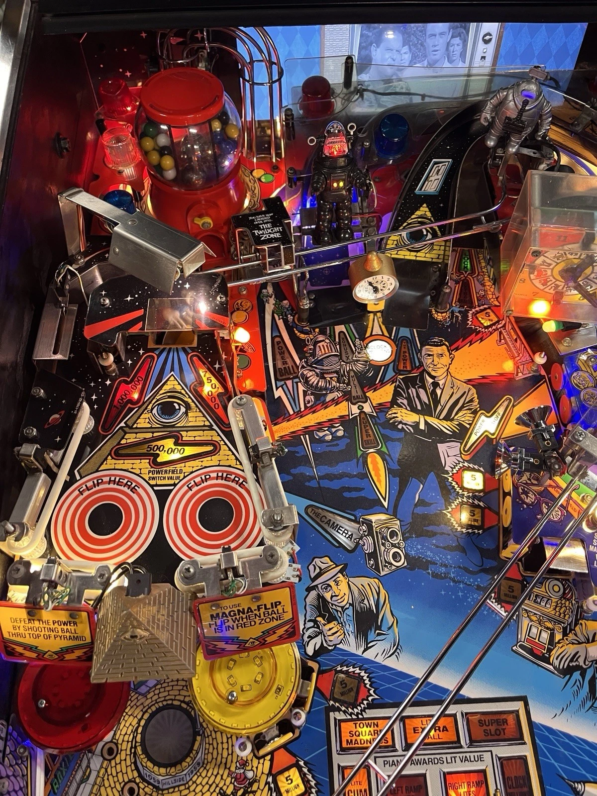 Twilight Zone Pinball Machine - Image 3