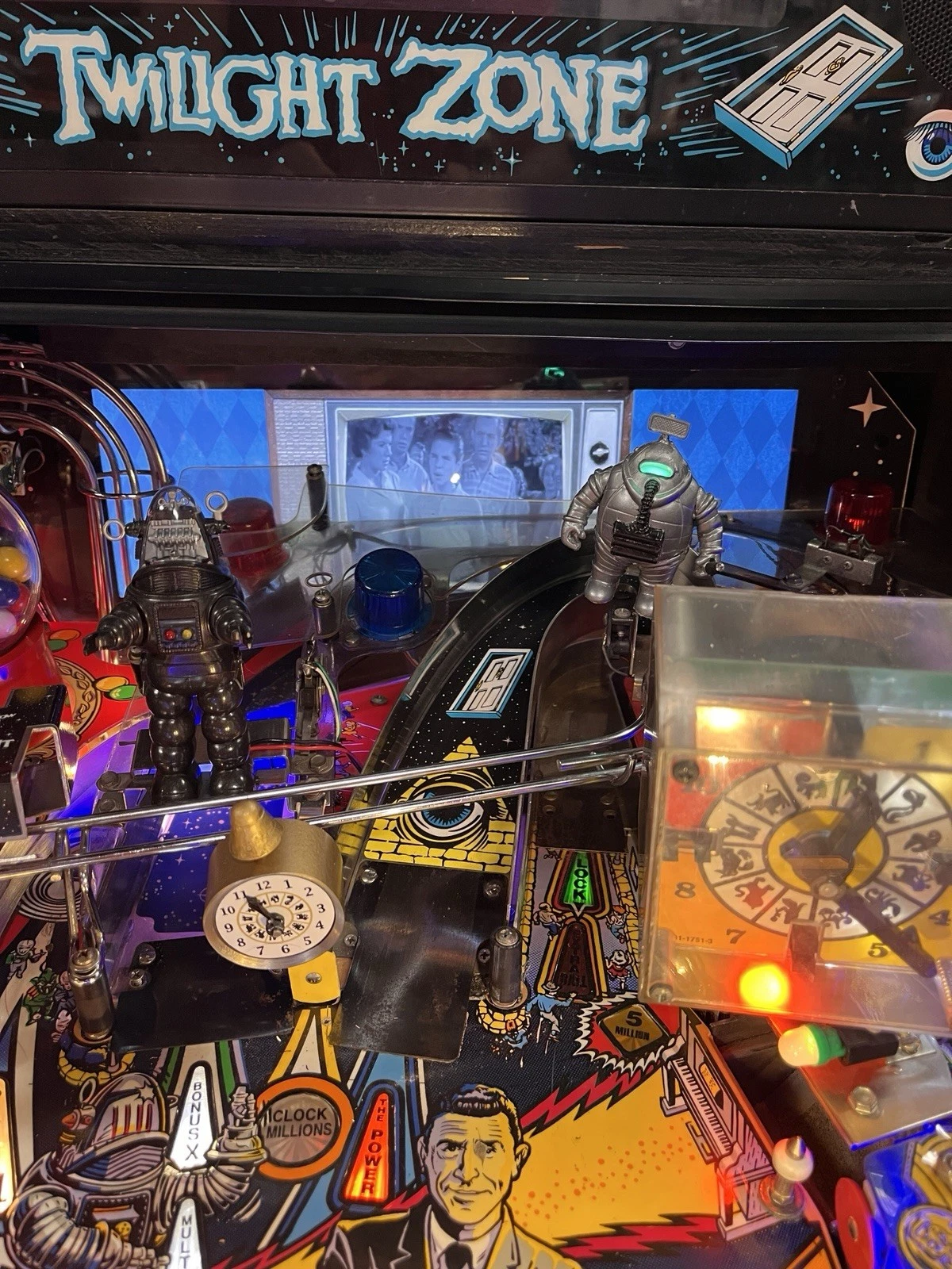 Twilight Zone Pinball Machine - Image 7