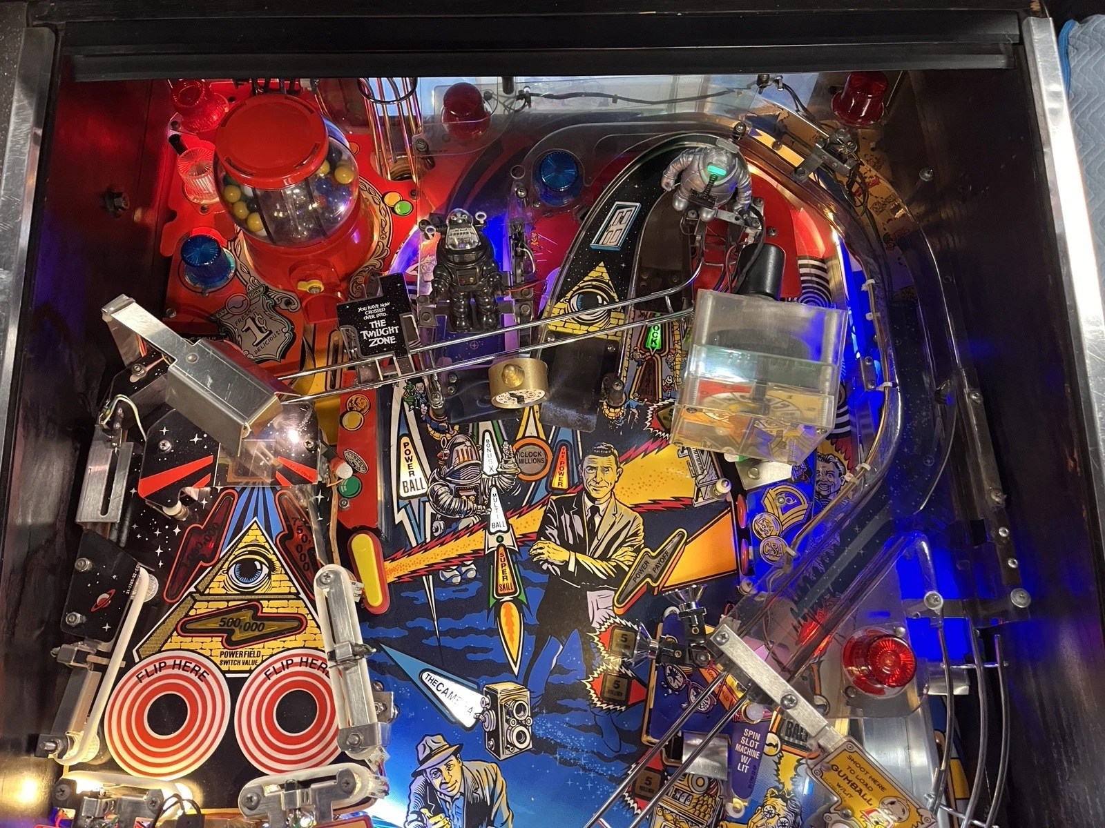 Twilight Zone Pinball Machine - Image 9